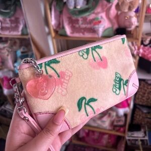 EXTREMELY RARE vintage juicy couture cherry gelato wristlet🍒